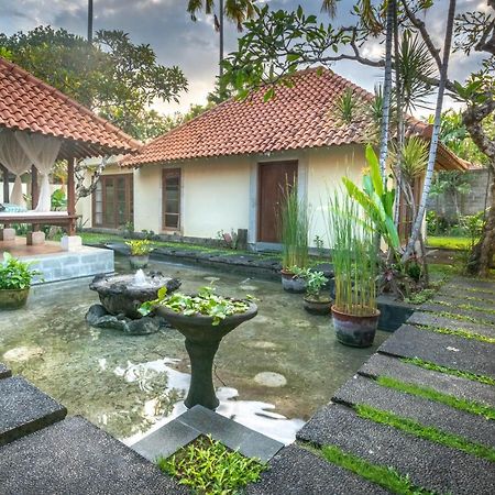 Natah Bale Villas Sanur Esterno foto