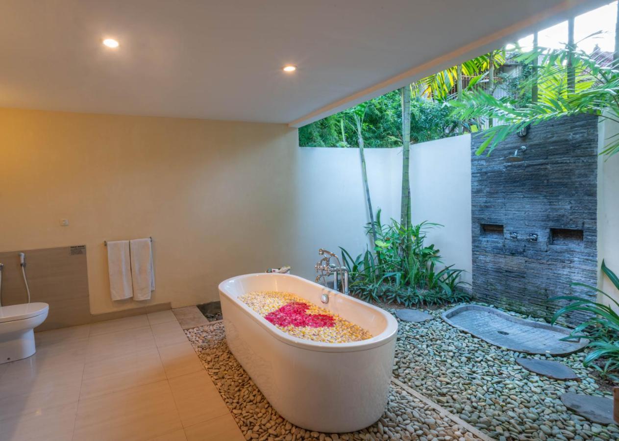 Natah Bale Villas Sanur Esterno foto