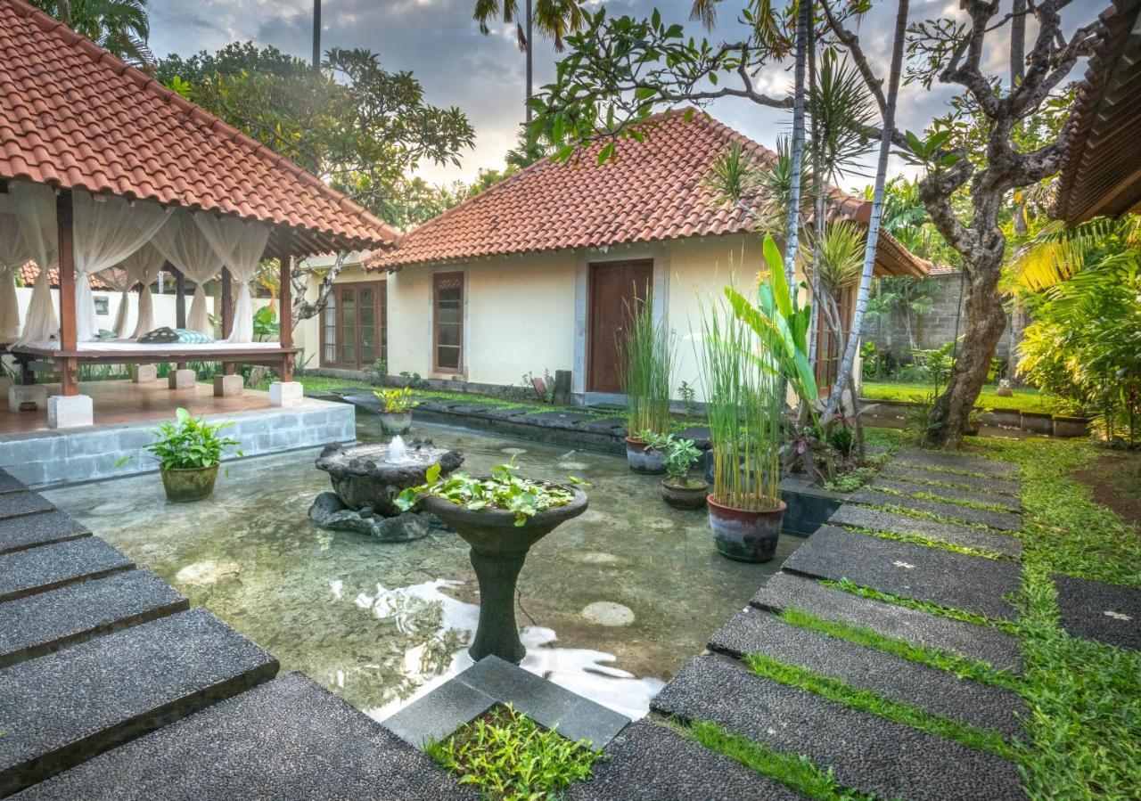 Natah Bale Villas Sanur Esterno foto