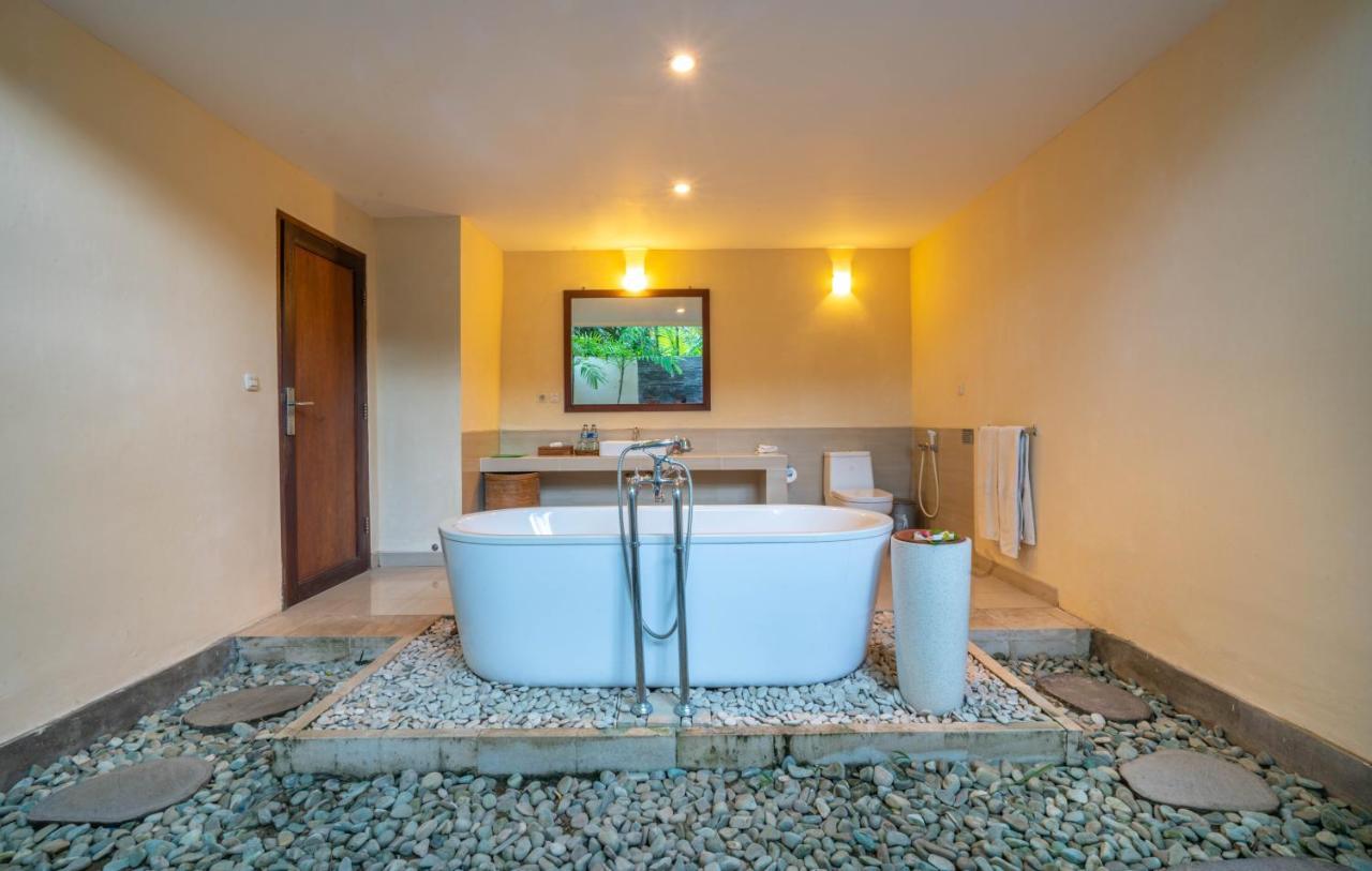 Natah Bale Villas Sanur Esterno foto