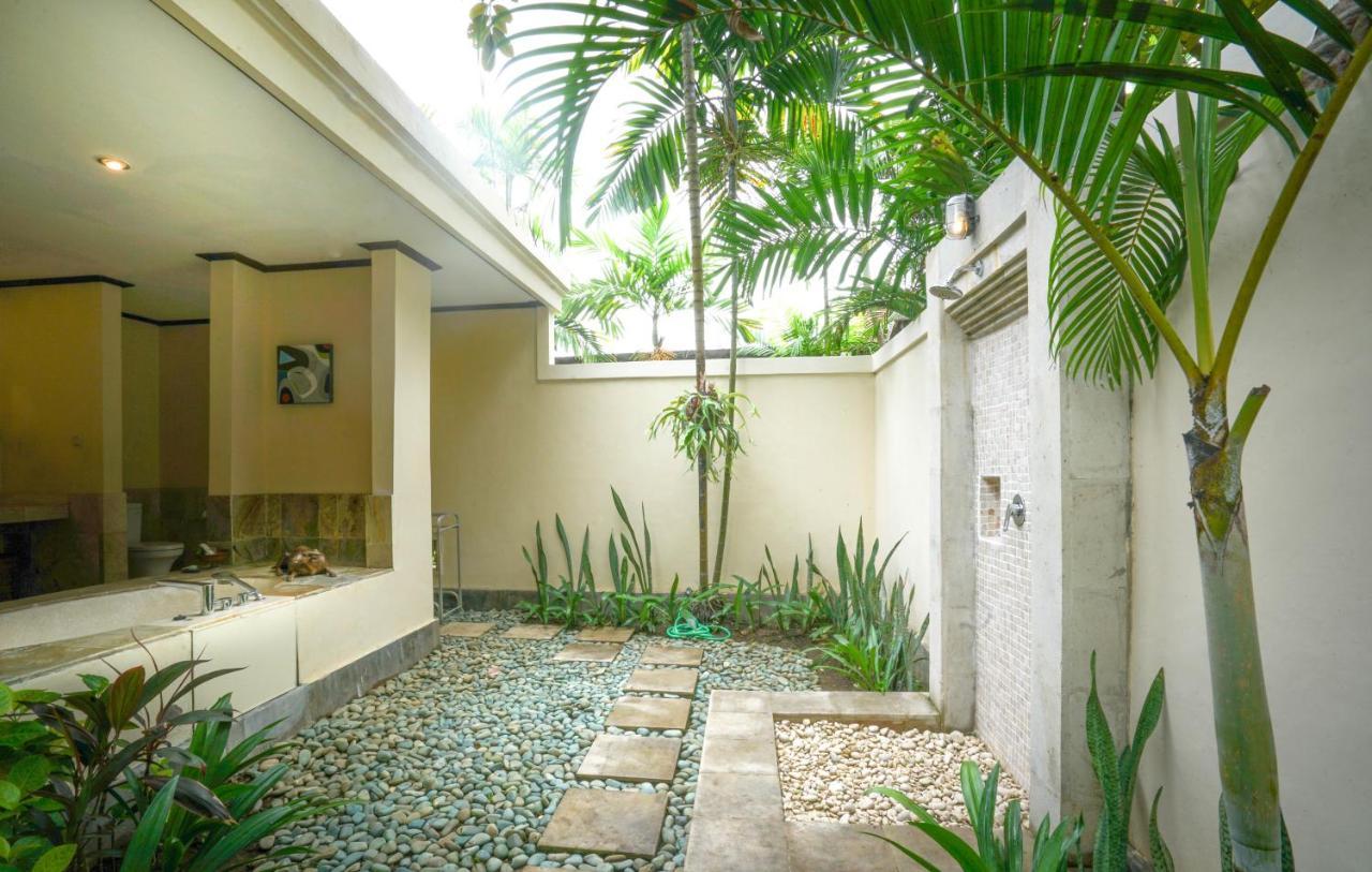 Natah Bale Villas Sanur Esterno foto