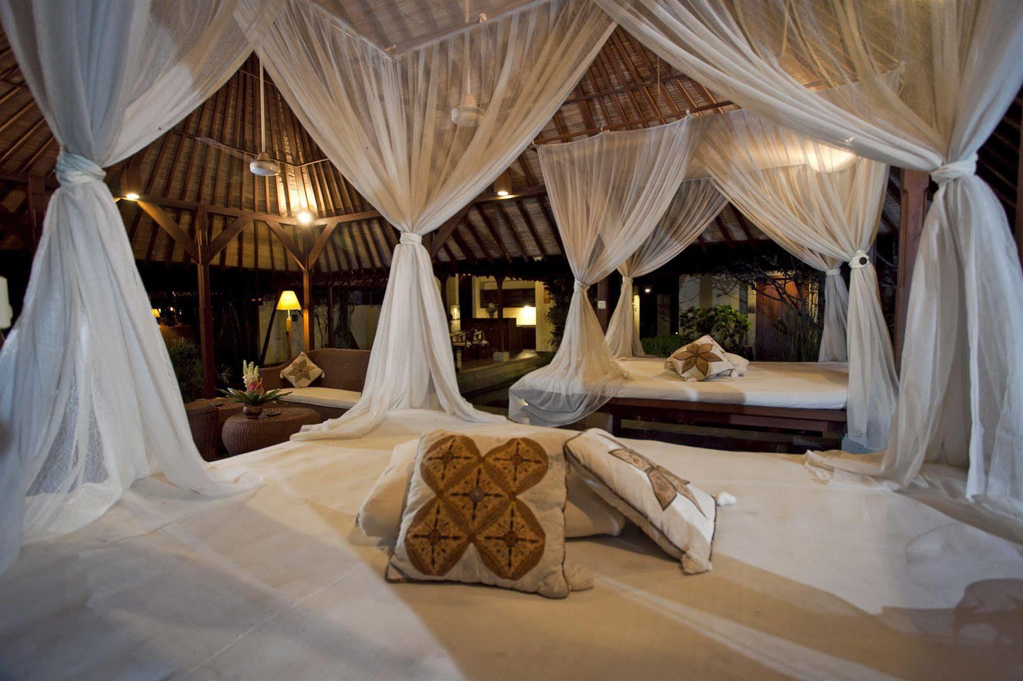 Natah Bale Villas Sanur Esterno foto