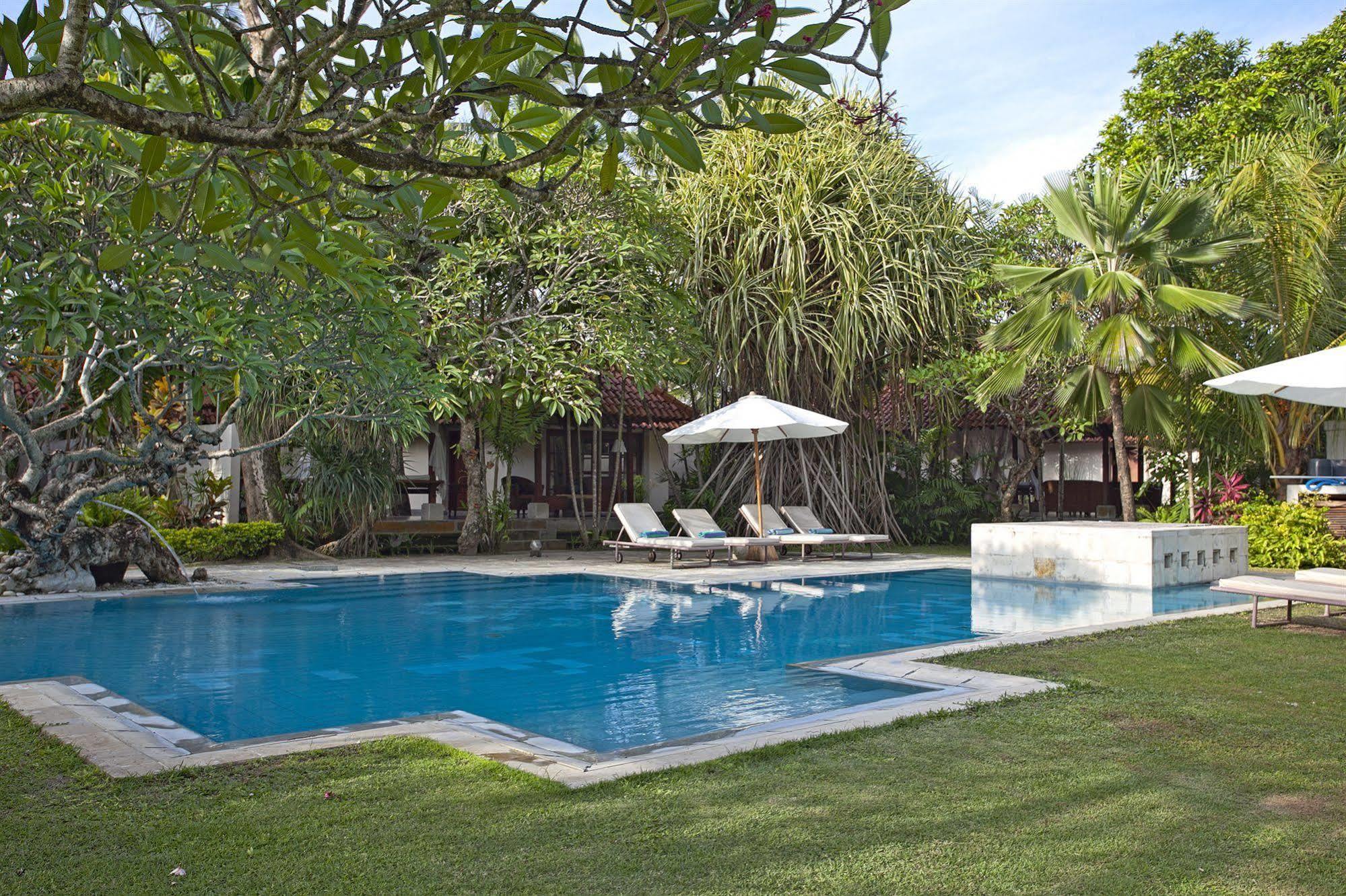 Natah Bale Villas Sanur Esterno foto