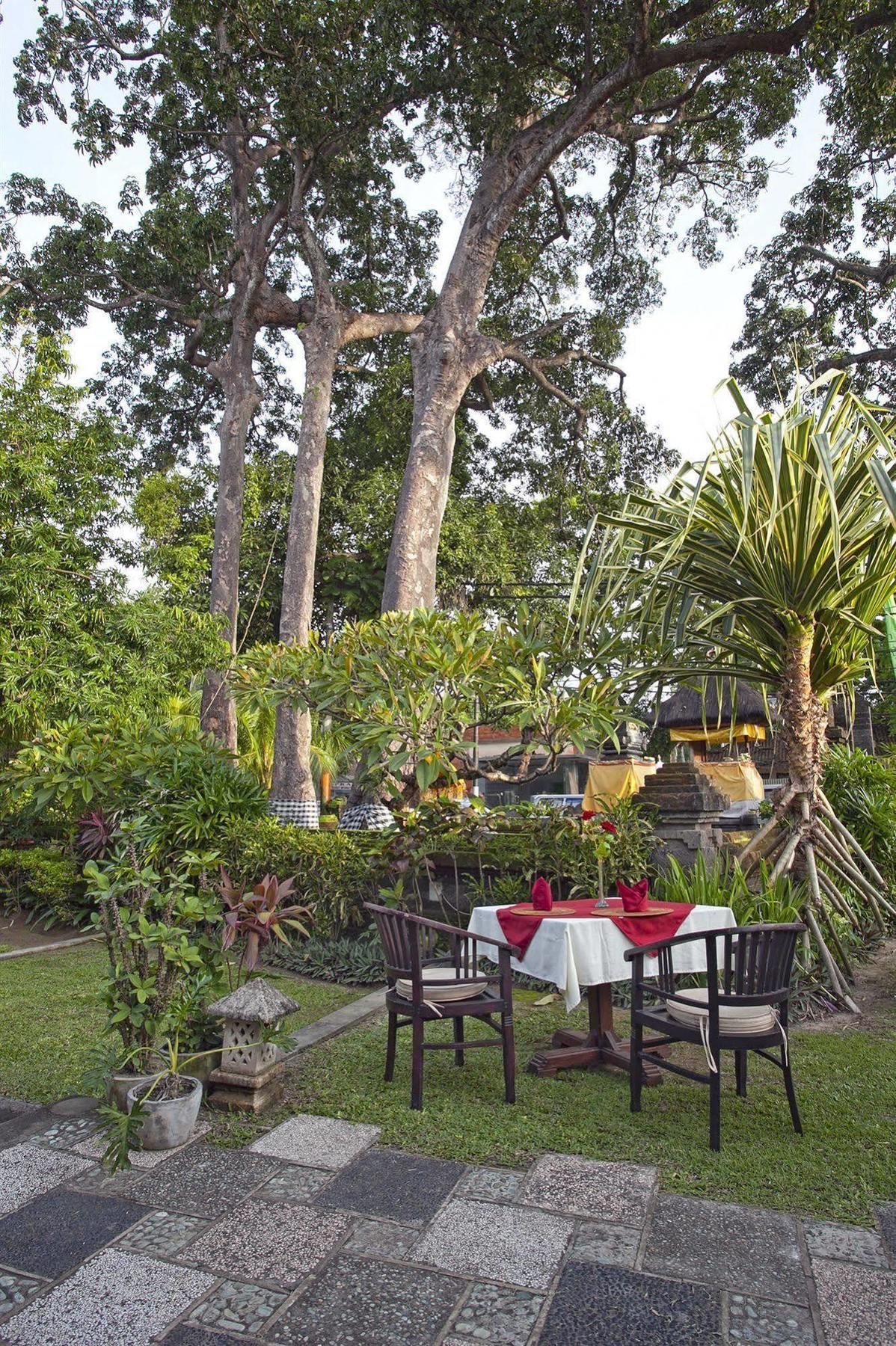 Natah Bale Villas Sanur Esterno foto