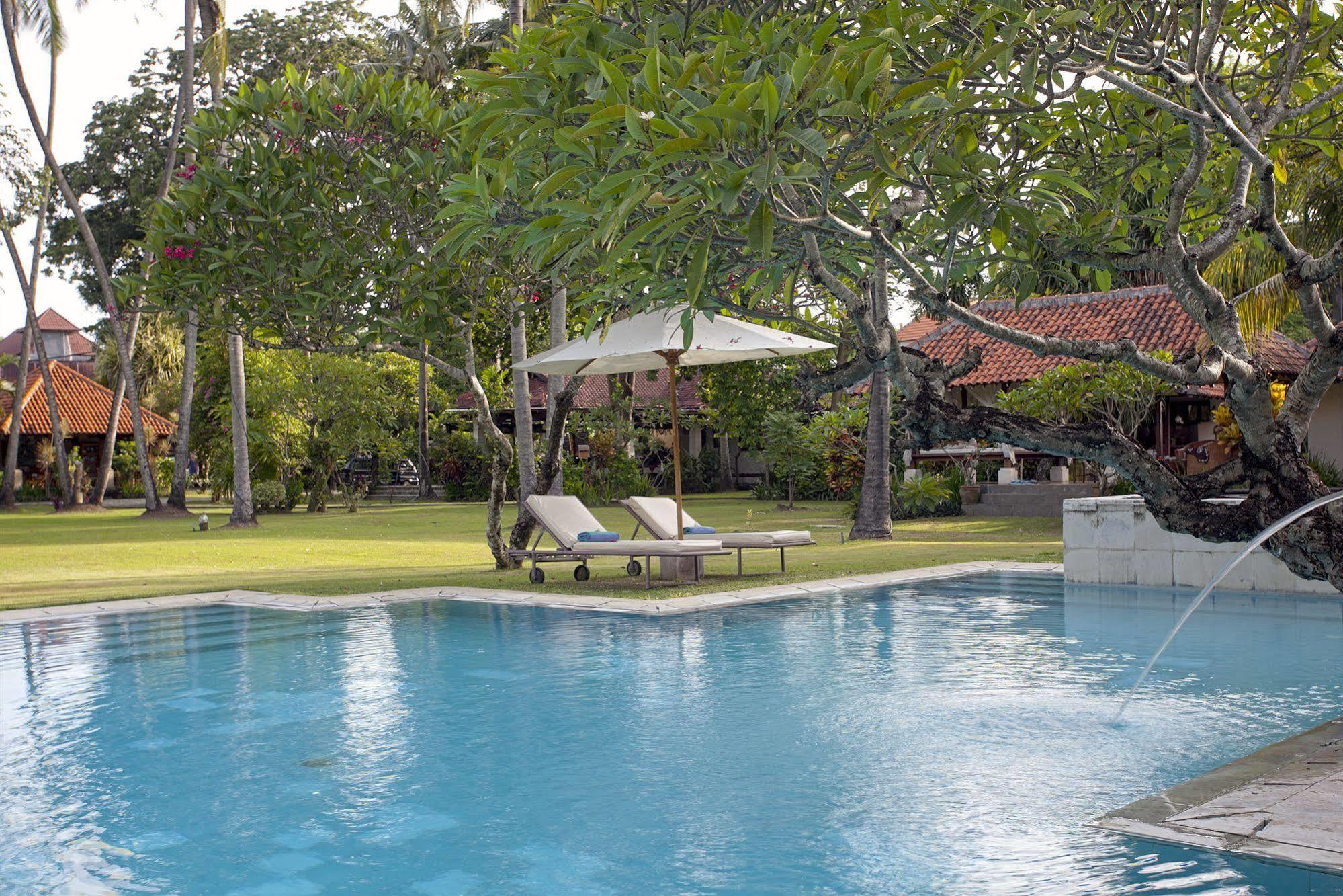 Natah Bale Villas Sanur Esterno foto