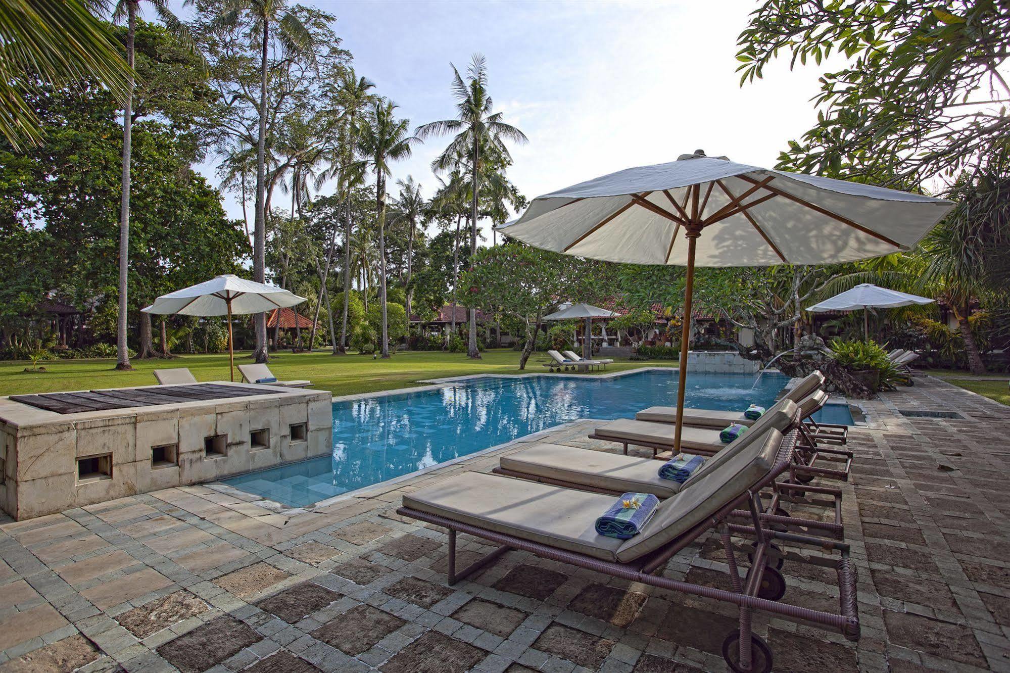 Natah Bale Villas Sanur Esterno foto