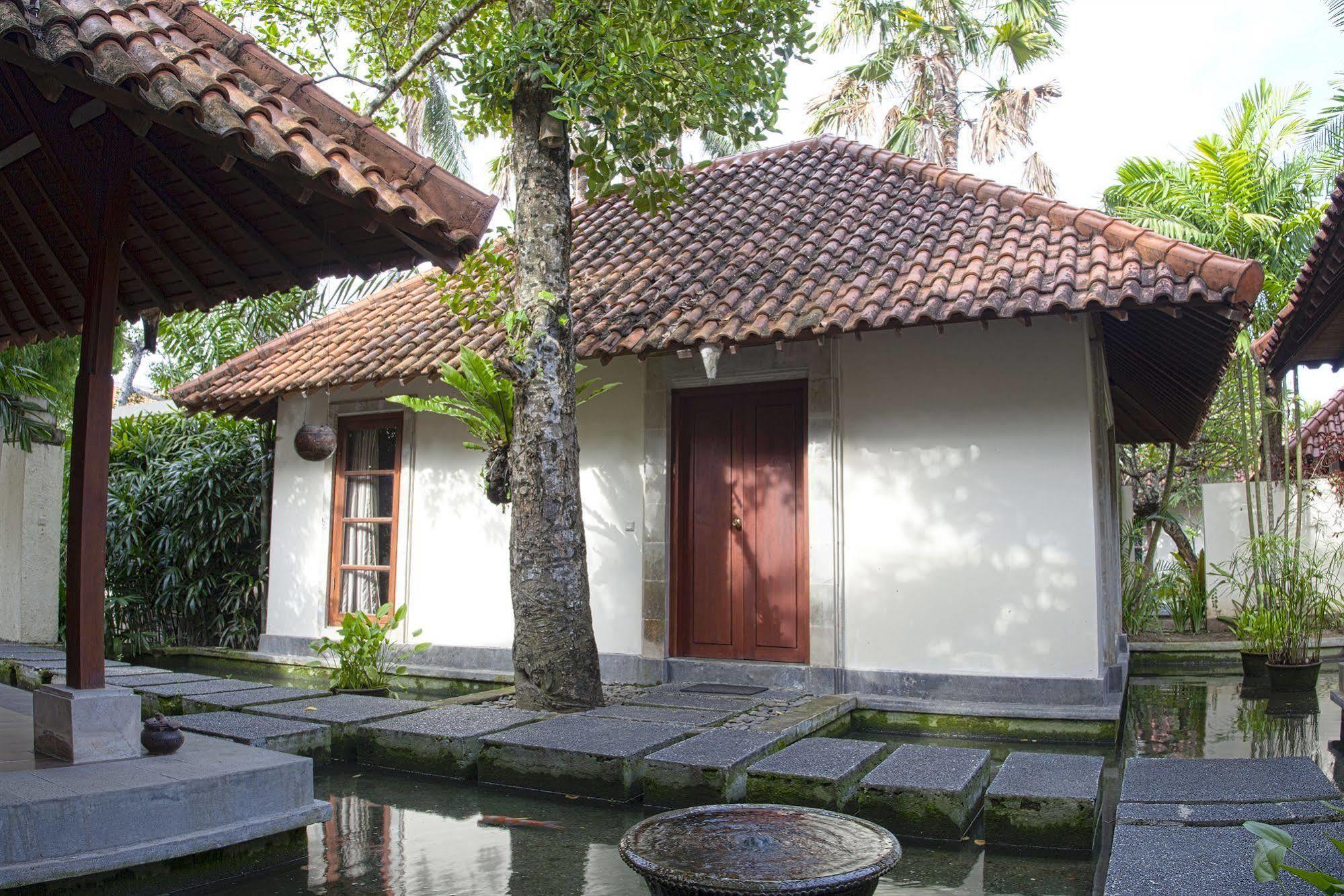 Natah Bale Villas Sanur Esterno foto
